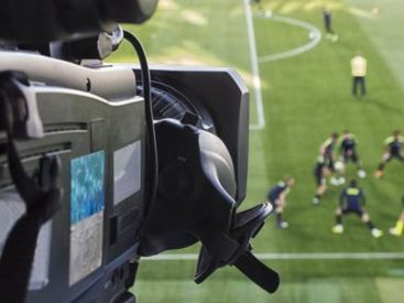 Soccer Broadcasting and Fan Interaction: Engaging Viewers Through Interactive and Immersive Content